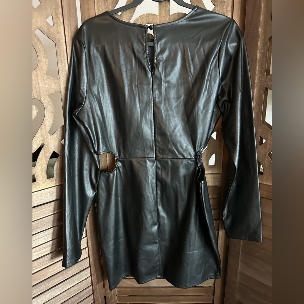 Forever 21 Black Faux Leather Cutout Dress-Size XL - Picture 11 of 13